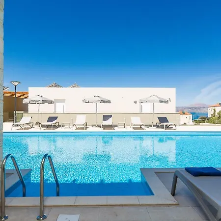 Sun And Sea 4*